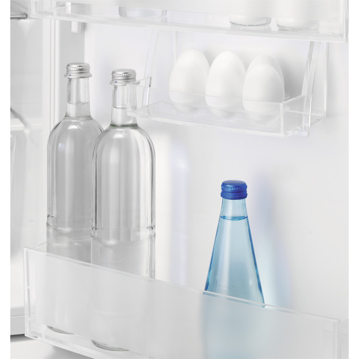 Electrolux Integrated Larder Fridge | LRB2DE18C